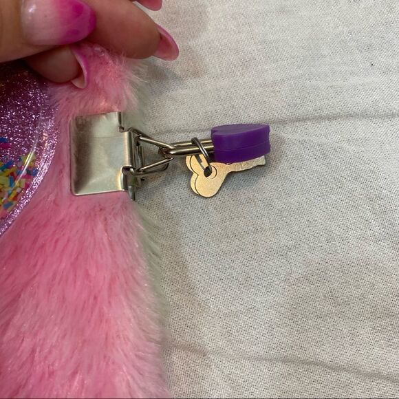 New With Tags Plush Notebook with Lock and Key and Heart on front - Picture 6 of 9